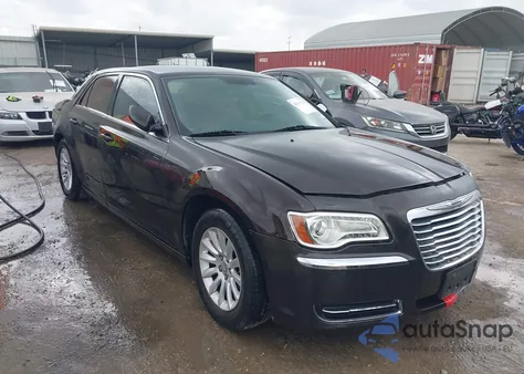 2012 Chrysler 300 z USA, uszkodzony, nr VIN 2C3CCAAG6CH209690